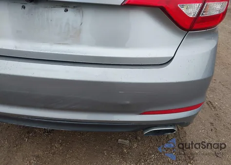 2015 Hyundai Sonata Se z USA, uszkodzony, nr VIN 5NPE24AFXFH217609